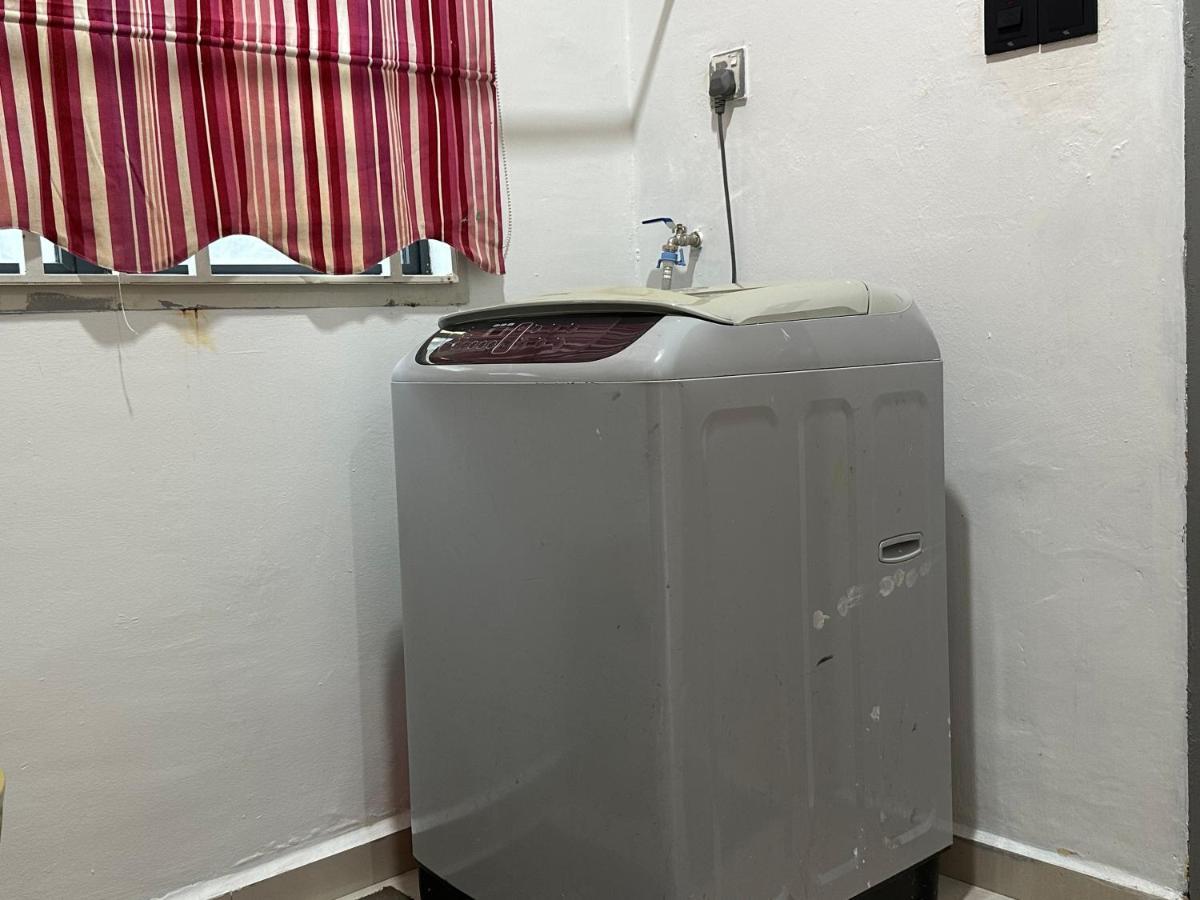 Bandar Melaka Family Bungalow Private Pool Bbq Wifi Netflix Exterior photo